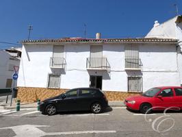 Casa De Pueblo en venta en Vélez-Málaga de 225 m2 photo 0