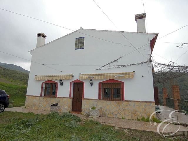 Casa Rústica en venta en Alcaucín de 180 m2 photo 0