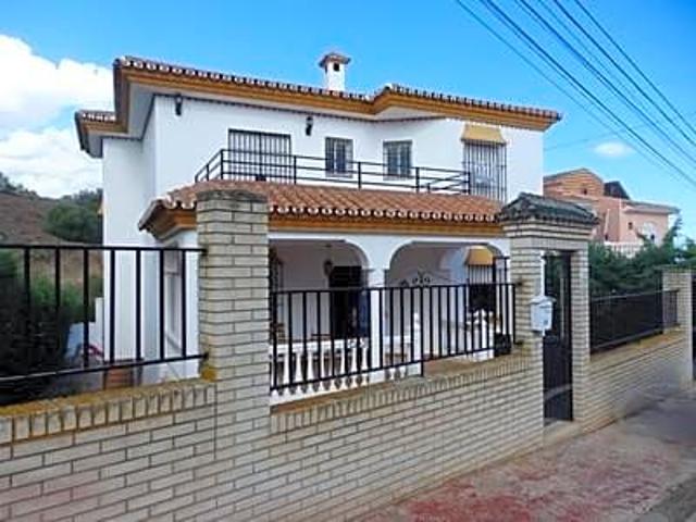 Casa - Chalet en venta en Chilches de 216 m2 photo 0