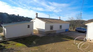 Casa Rústica en venta en Casabermeja de 179 m2 photo 0