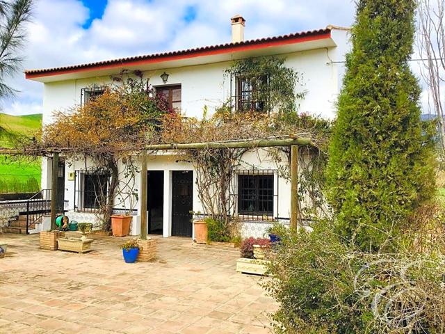 Casa Rústica en venta en Riogordo de 354 m2 photo 0