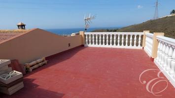 Casa - Chalet en venta en Caleta de Vélez de 135 m2 photo 0