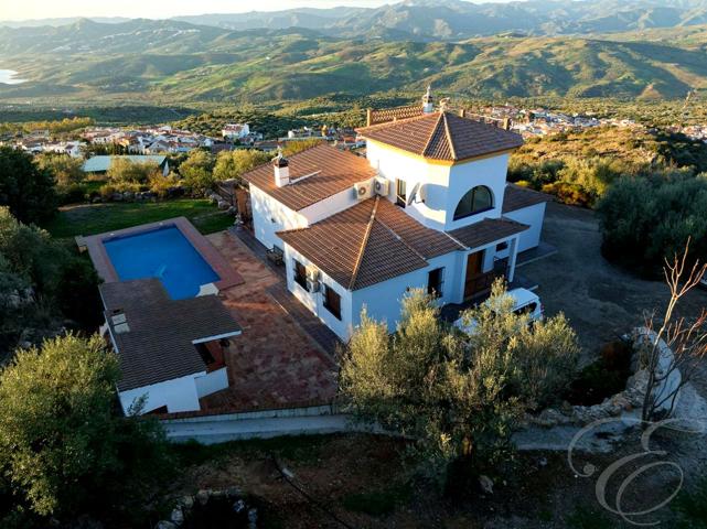 Casa Rústica en venta en Periana de 303 m2 photo 0