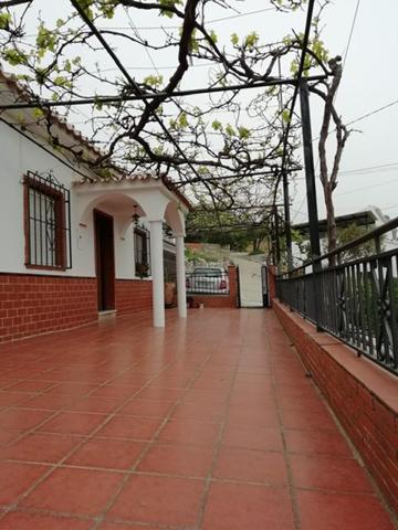 Casa - Chalet en venta en Periana de 143 m2 photo 0