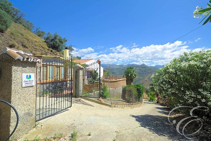 Casa Rústica en venta en Sayalonga de 178 m2 photo 0