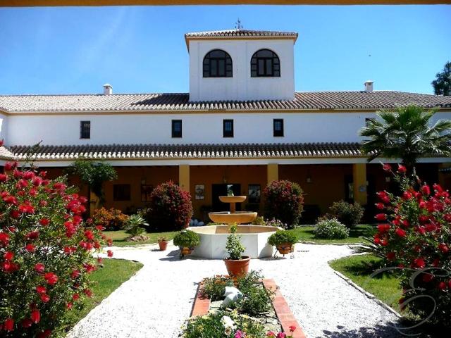 Casa Rústica en venta en Almogía de 1295 m2 photo 0