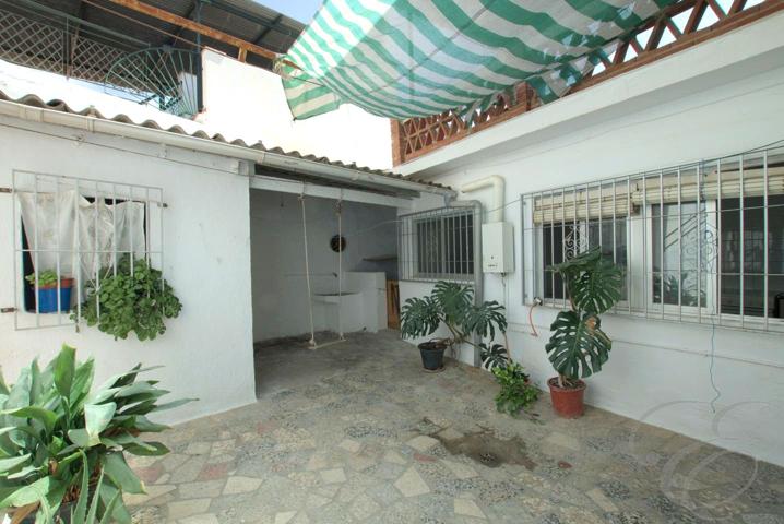 Casa De Pueblo en venta en Vélez-Málaga de 80 m2 photo 0