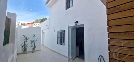 Casa De Pueblo en venta en Vélez-Málaga de 85 m2 photo 0