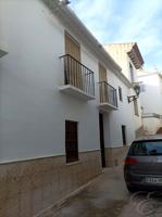 Casa De Pueblo en venta en Benamargosa de 159 m2 photo 0