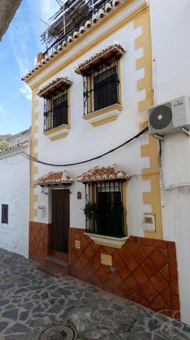 Casa - Chalet en venta en Canillas de Aceituno de 120 m2 photo 0