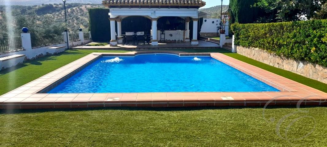 Casa - Chalet en venta en Priego de Córdoba de 151 m2 photo 0