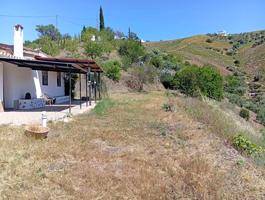 Casa Rústica en venta en Iznate de 80 m2 photo 0