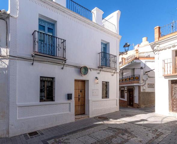 Casa De Pueblo en venta en Sedella de 254 m2 photo 0