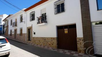 Casa - Chalet en venta en Riogordo de 199 m2 photo 0