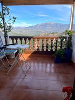 Casa De Pueblo en venta en Iznate de 96 m2 photo 0
