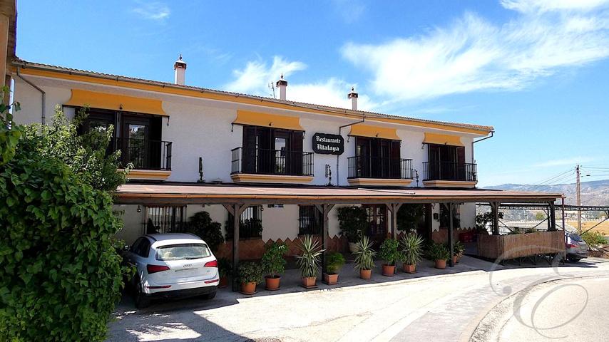 Casa - Chalet en venta en Comares de 892 m2 photo 0