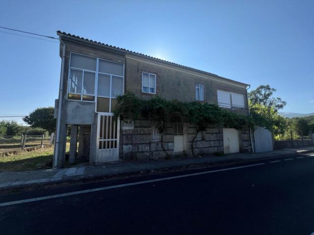 VENTA CASA EN RIBEIRA SACRA photo 0