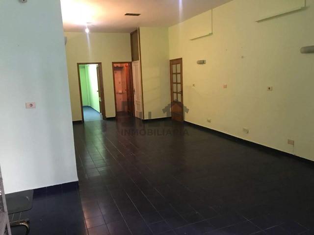 VENTA LOCAL COMERCIAL EN EL COUTO photo 0