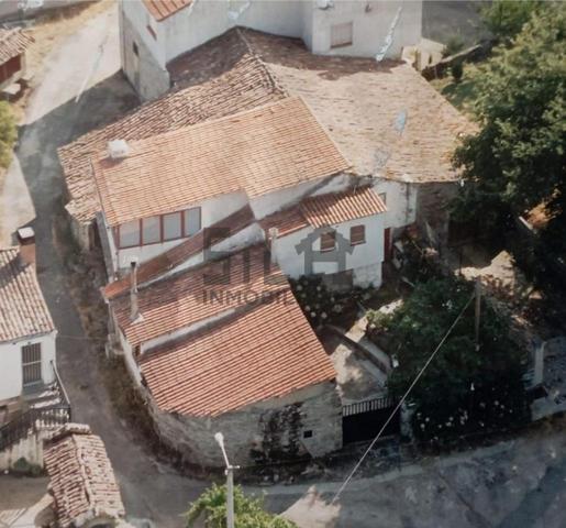 Casa de pueblo en a Pousa, 5 photo 0