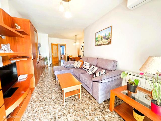 ATICO 4 HABITACIONES CON TERRAZA photo 0