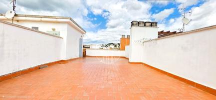 ATICO 4 HABITACIONES CON TERRAZA photo 0