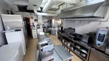 OPORTUNIDAD LOCAL EN TRASPASO photo 0