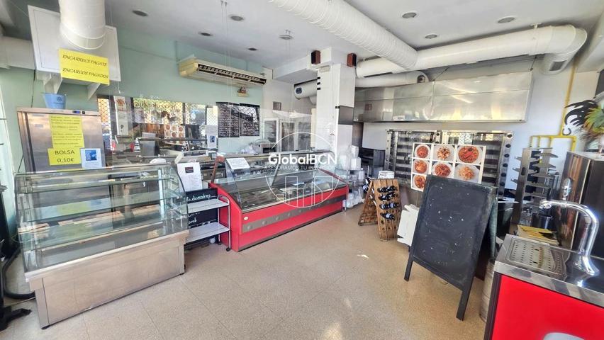 OPORTUNIDAD LOCAL EN TRASPASO photo 0