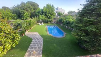 CASA CON PISCINA Y LICENCIA TURISTICA photo 0