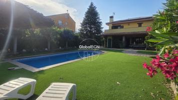 CASA CON PISCINA Y LICENCIA TURISTICA photo 0