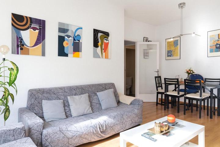 PISO EN VENTA EN LES CORTS!! photo 0