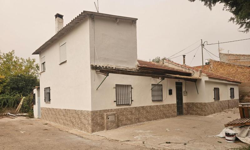 ¡Oportunidad de negocio en Murcia! Vivienda rentable con inquilinos actuales. photo 0