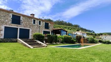 Villa En alquiler en A Laracha photo 0