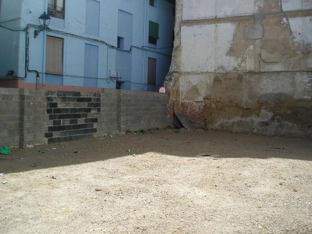 SE VENDE SOLAR EN PLAZA SANTIAGO DE CALATAYUD photo 0