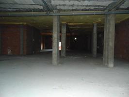 Local en venta en Zaragoza de 1200 m2 photo 0