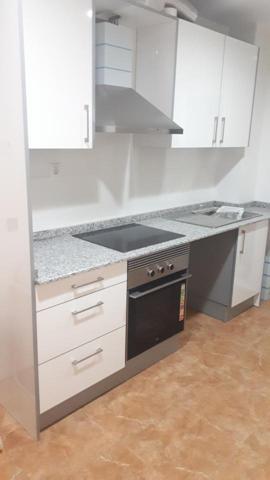 Piso en venta en Terrer de 82 m2 photo 0