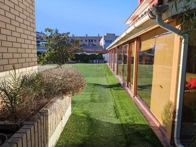 Casa - Chalet en alquiler en Zaragoza de 874 m2 photo 0