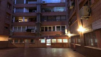 Local en venta en Zaragoza de 124 m2 photo 0