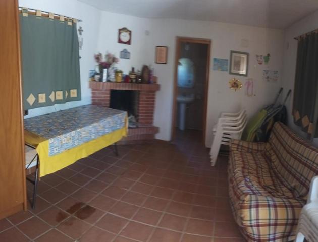 SE VENDE TERRENO CON EDIFICACIÓN EN CALATAYUD photo 0