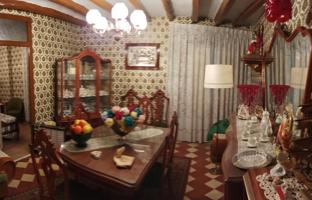 SE VENDE CASA CON COCHERA EN VILLARROYA DE LA SIERRA photo 0