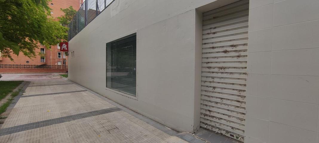 Local en alquiler en Zaragoza de 550 m2 photo 0