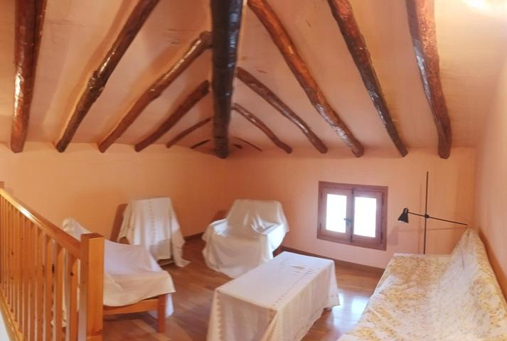 SE VENDE CASA EN CARENAS photo 0