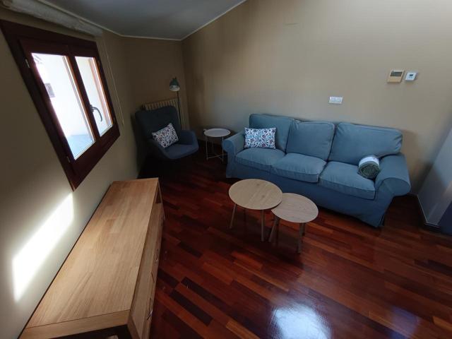 Apartamento en alquiler en Zaragoza de 65 m2 photo 0