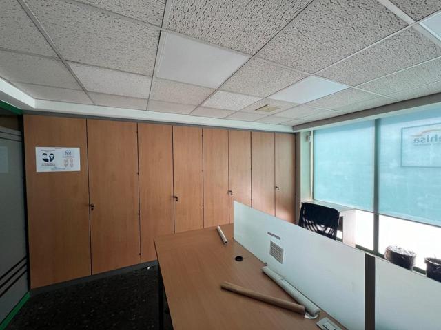 Local en alquiler en Zaragoza de 665 m2 photo 0