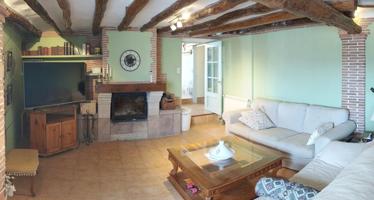 SE VENDE CASA PARA ENTRAR A VIVIR EN SEDILES photo 0