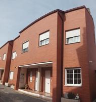 SE VENDE CHALET ADOSADO EN CAMPO DE GOLF photo 0
