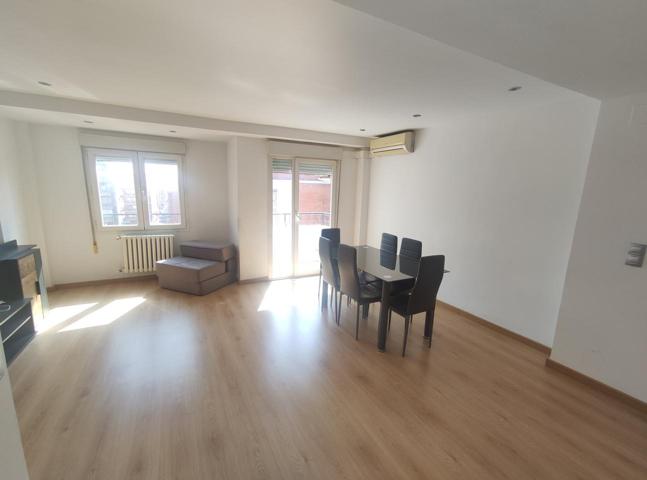 Piso en venta en Zaragoza de 74 m2 photo 0