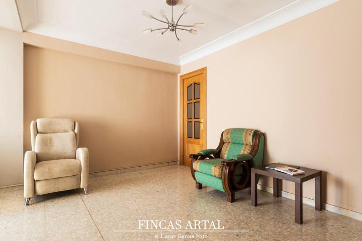 Piso en venta en Zaragoza de 90 m2 photo 0