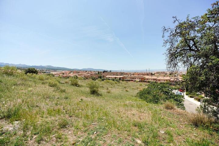 OPORTUNIDAD DE INVERSIÓN EN HUETOR VEGA!! photo 0