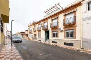 PRECIOSO PISO EN ALBOLOTE!! photo 0