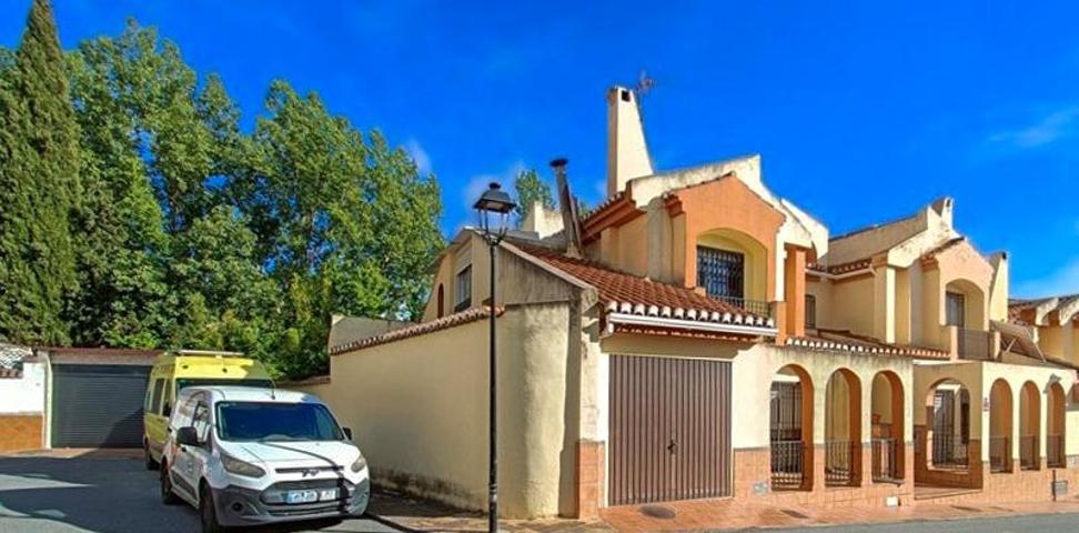 CASA PAREADA EN ALFACAR photo 0